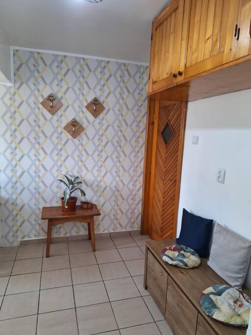 Miha'S Apartament スリナ エクステリア 写真